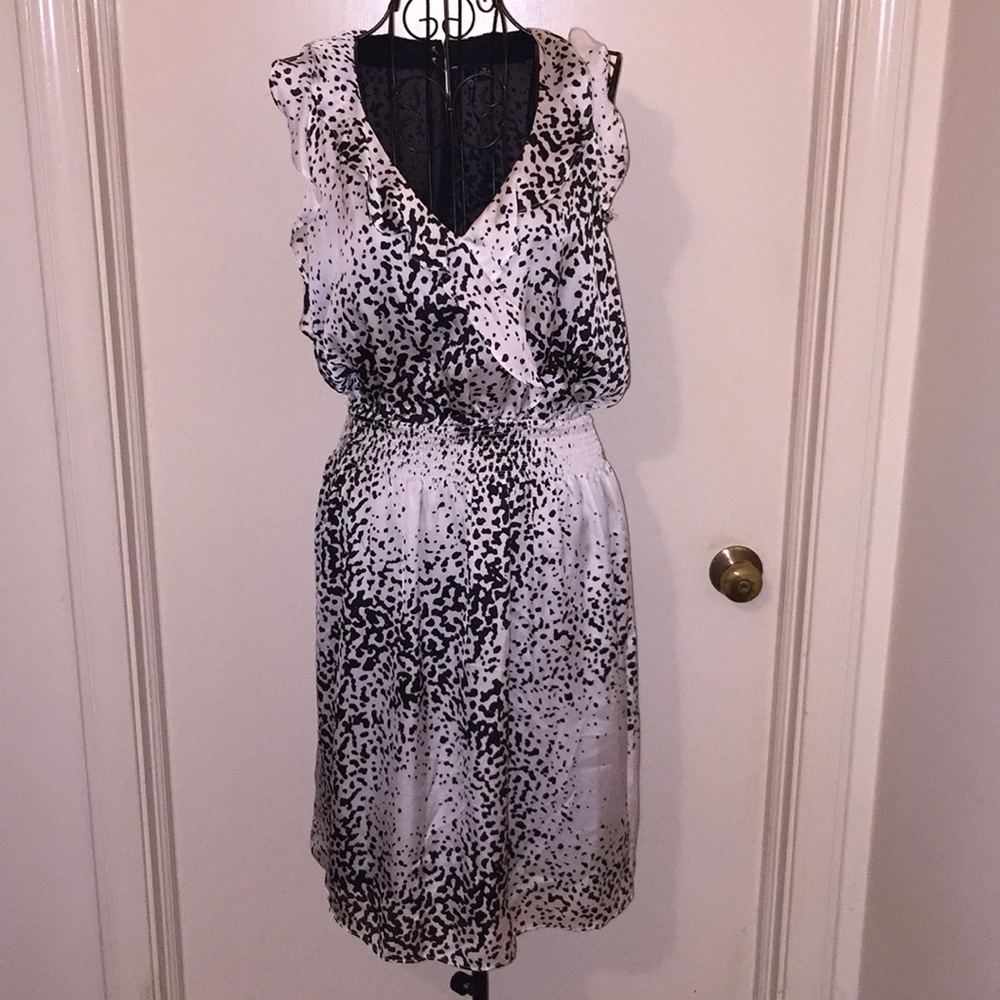 $⬇️ Ruched & Ruffled Summer Dress 👗